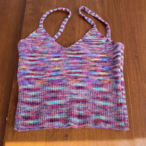 Urban Outfitters crop tank. - Picture 1 of 3